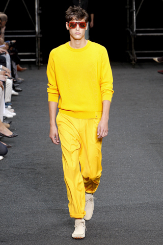 Louis Vuitton / - 2010